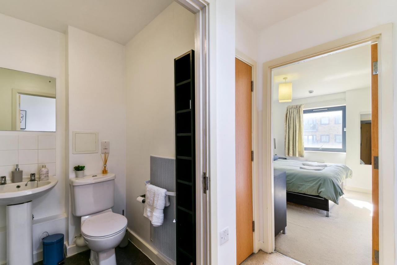 Ferienwohnung Luxe 1 Bed Flat 5 Mins To Stratford - Free Parking London Exterior foto